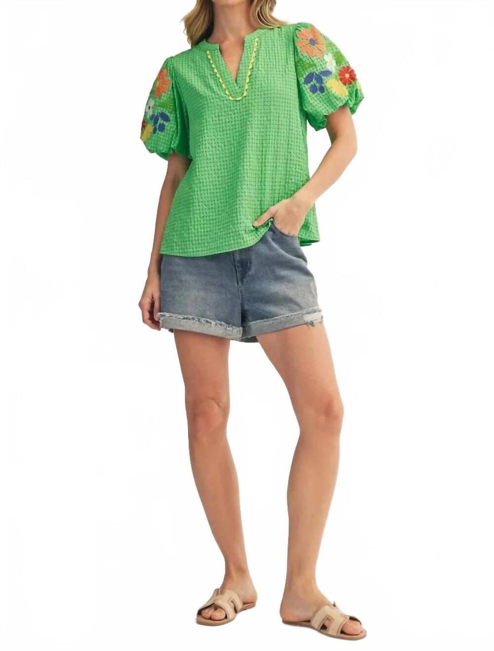 NEW JODIFL ryanne short puff floral sleeve top in green